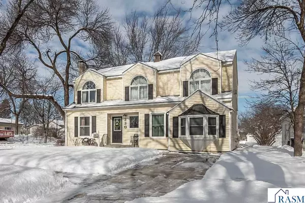 330 W 7th Street, Mankato, MN 56001