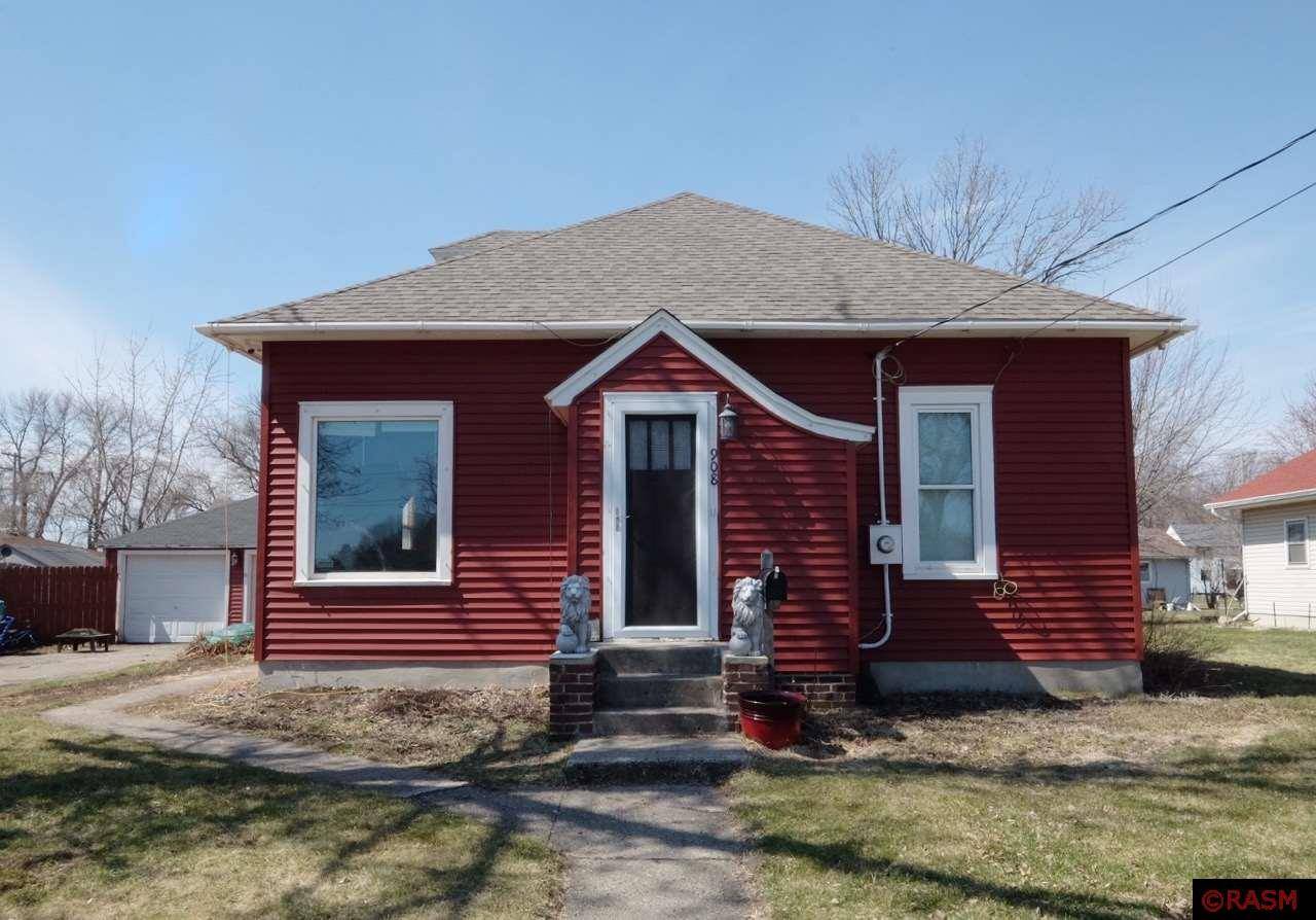 908 SW 3rd Street, Waseca, MN 56083