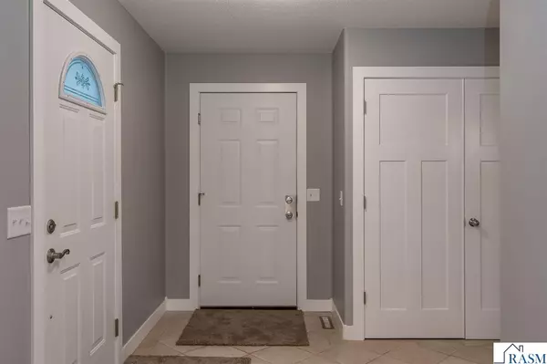 Mankato, MN 56001,204 Indian Hill Road