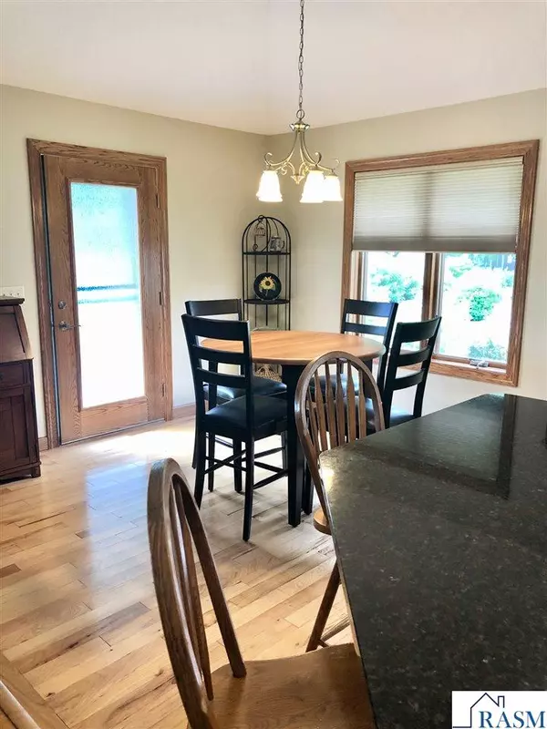 Mankato, MN 56001,109 Turquoise Court