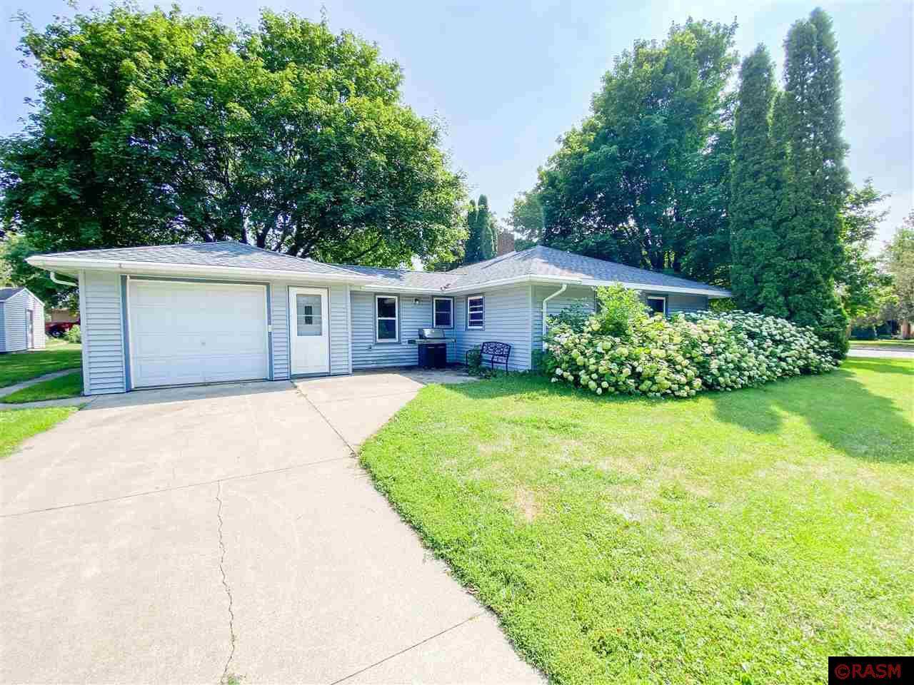 522 7th Street, Gaylord, MN 55334