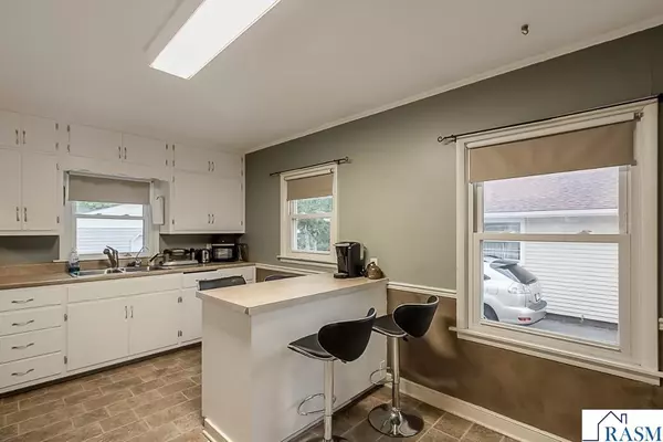 North Mankato, MN 56003,321 Jefferson Avenue