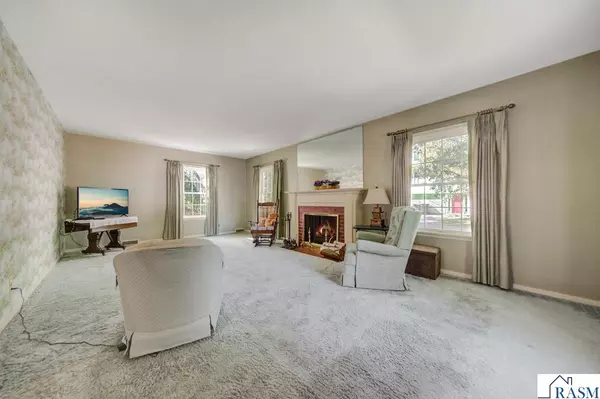 North Mankato, MN 56003,751 South Avenue