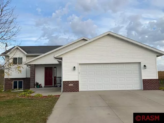 Janesville, MN 56048,733 Northwood Drive