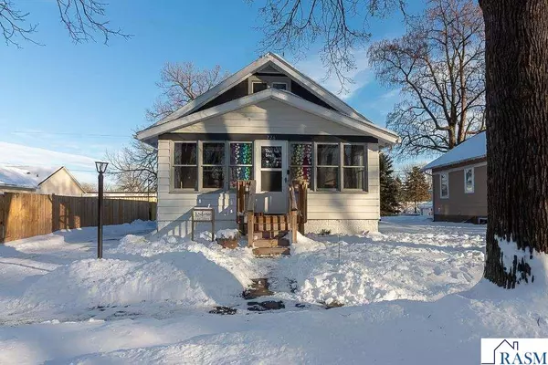 North Mankato, MN 56003,726 Lyndale Street