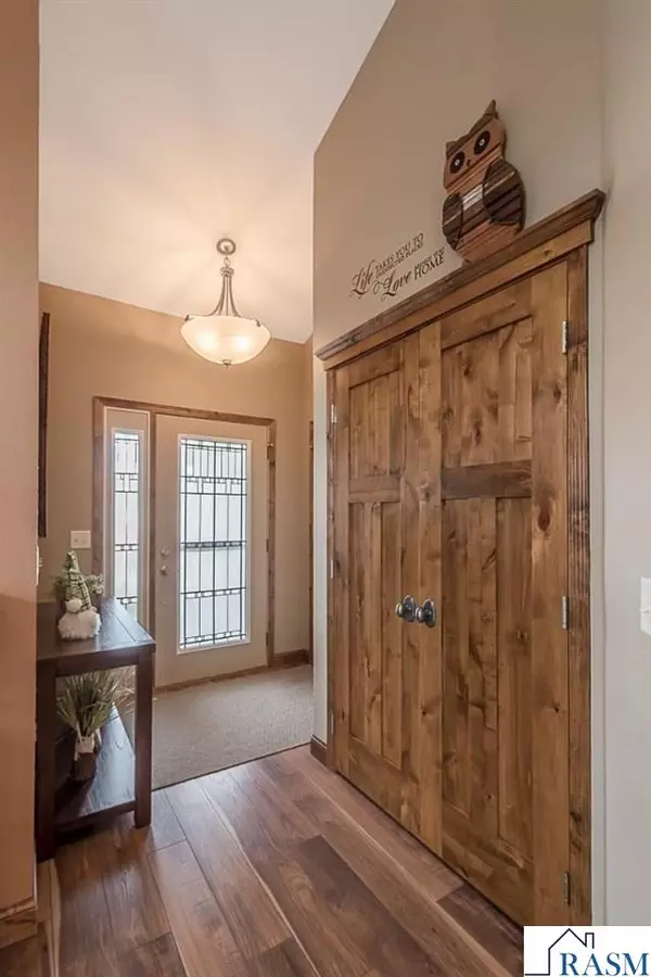 Mankato, MN 56001,424 Crystal Circle