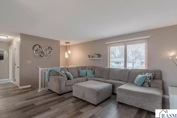 North Mankato, MN 56003,2059 Roe Crest Drive