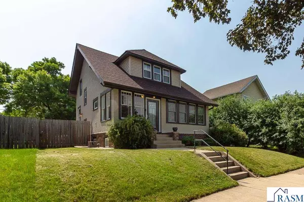 813 N Broad Street, Mankato, MN 56001