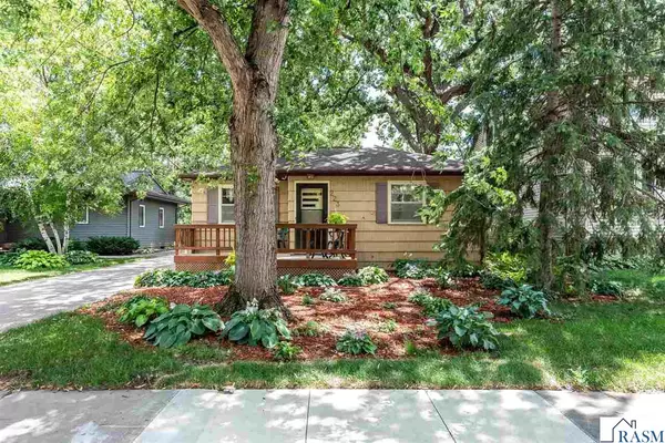 Mankato, MN 56001,223 W Fifth Street