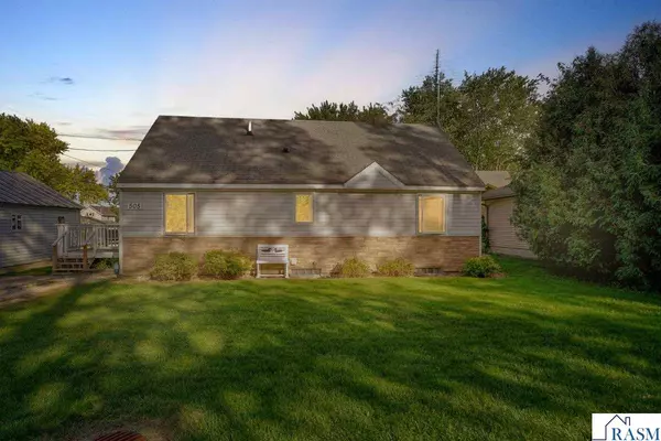 505 N Birch Avenue, New Richland, MN 56072