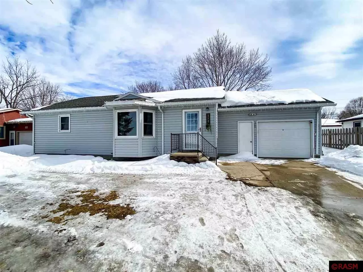 Gaylord, MN 55334,512 10th Street