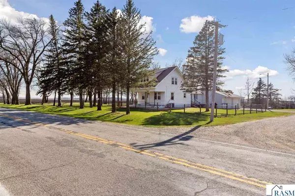 11244 530th Avenue, Amboy, MN 56010
