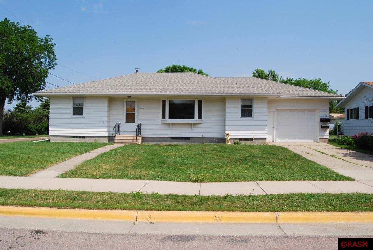 208 W Silver Street, Mapleton, MN 56065