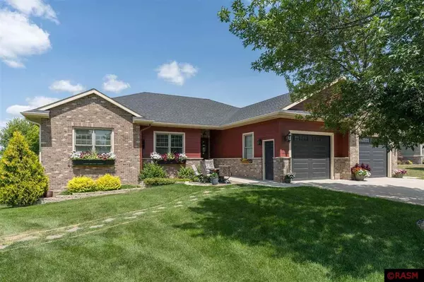 661 SE 3rd Avenue, Medford, MN 55049