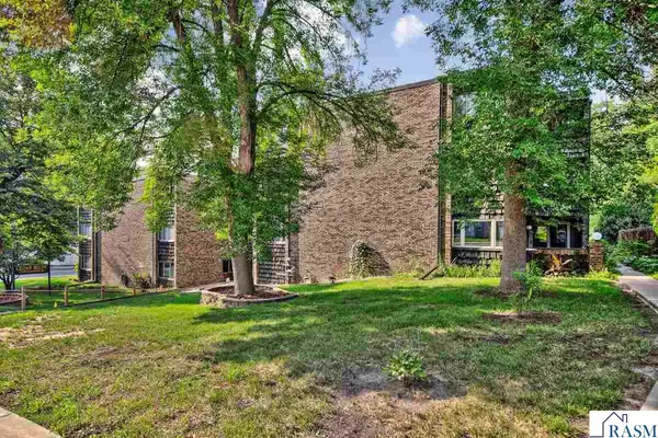 Mankato, MN 56001,100 Cedar Street