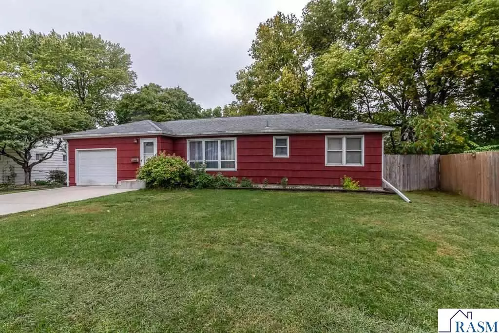 Mankato, MN 56001,714 Belwood Drive