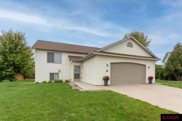 13 Juneau Court, North Mankato, MN 56003