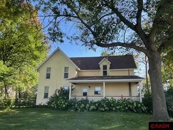 57930 100th Street, Walters, MN 56097