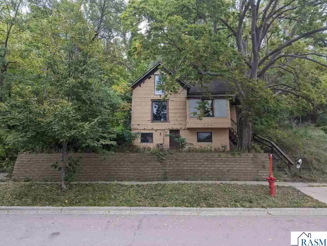 Mankato, MN 56001,129 S 6th Street