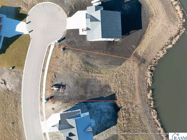 North Mankato, MN 56003,30 North Pointe Court