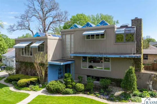 Mankato, MN 56001,204 Westwood Drive