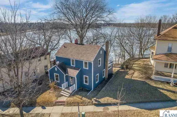 220 S Main Street, Fairmont, MN 56031