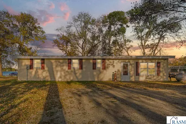49393 Sportsmans Lane, Waterville, MN 56096
