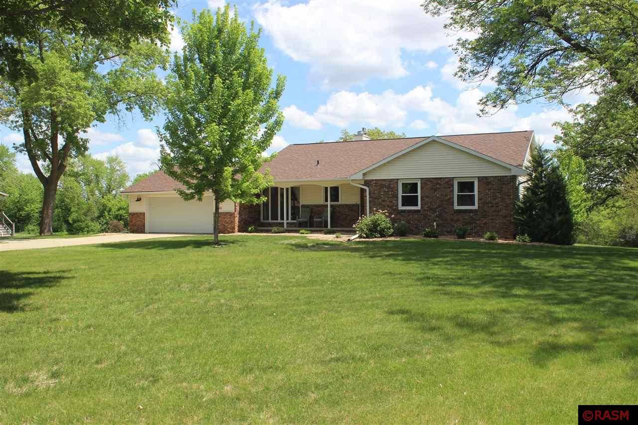 1010 Highland Drive, Blue Earth, MN 56013