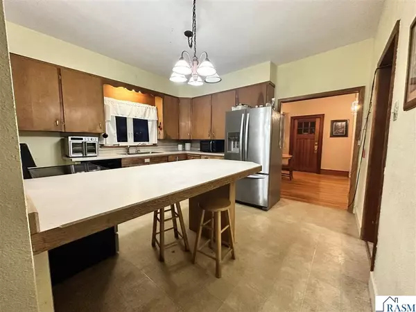 Amboy, MN 56010,308 W Maine Street