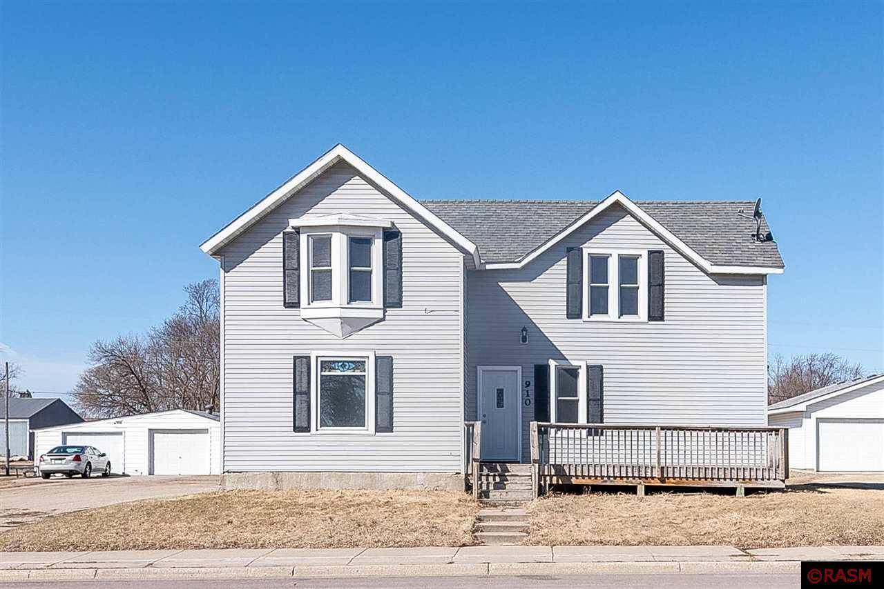 910 S State Street, Waseca, MN 56093