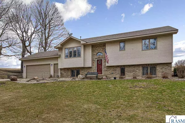 Mankato, MN 56001,502 Wood Drive