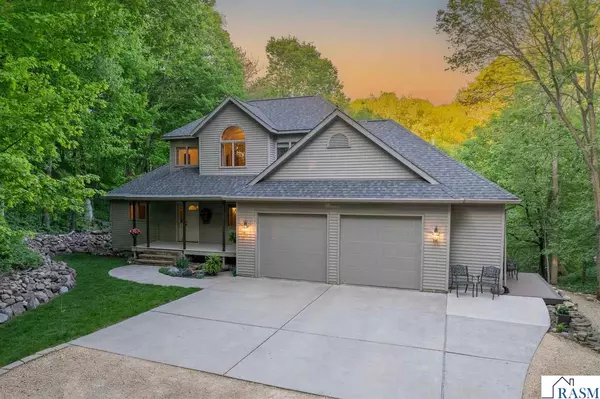 100 North Hill Drive, Mankato, MN 56001