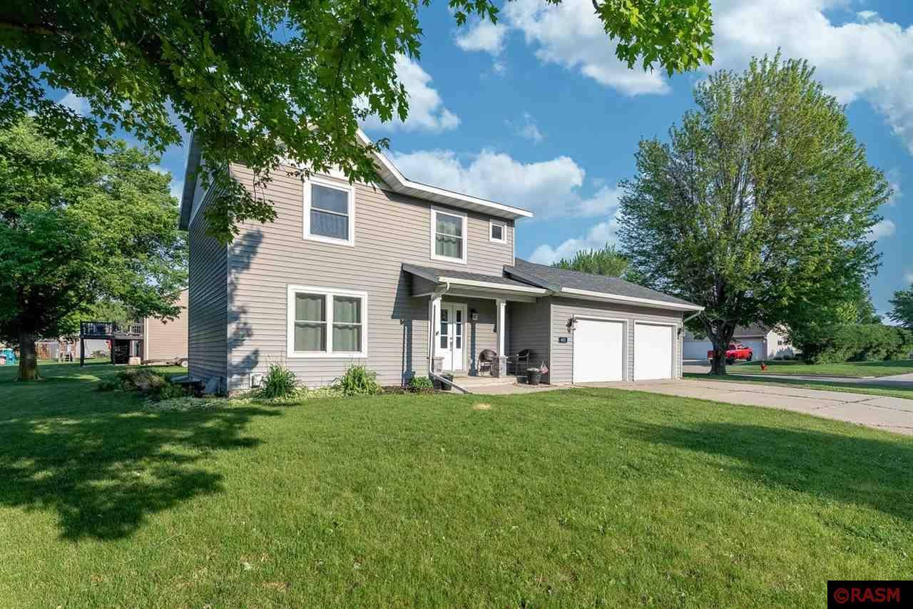 603 E Nathan Street, Lake Crystal, MN 56055