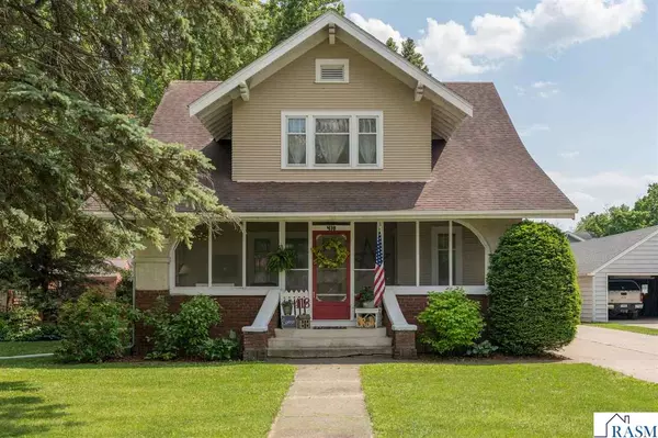 418 1st Ave NW, Winnebago, MN 56098