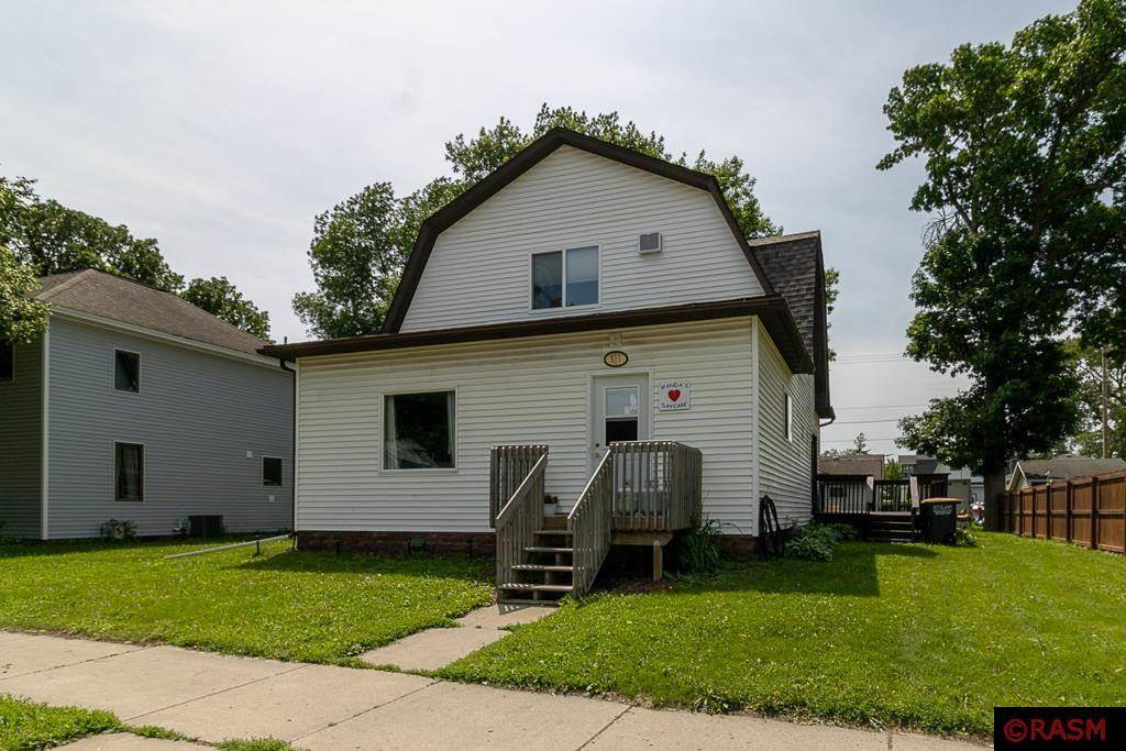 511 S Main Street, Lake Crystal, MN 56055