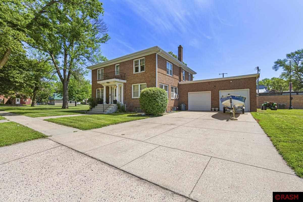 440 6th Street, Lafayette, MN 56054