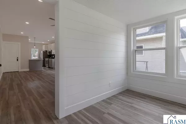 North Mankato, MN 56003,723 Nicollet Avenue