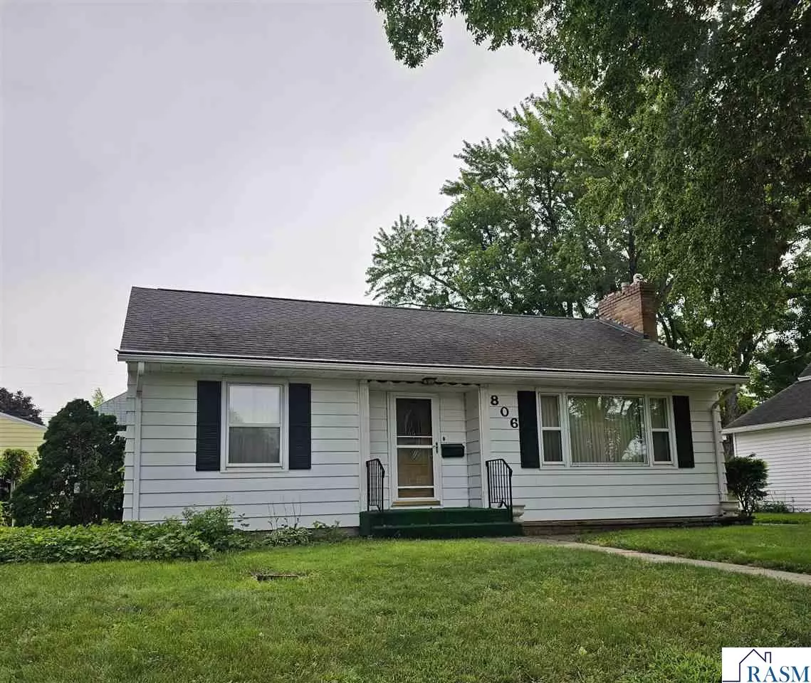 New Ulm, MN 56073,806 N Payne Street