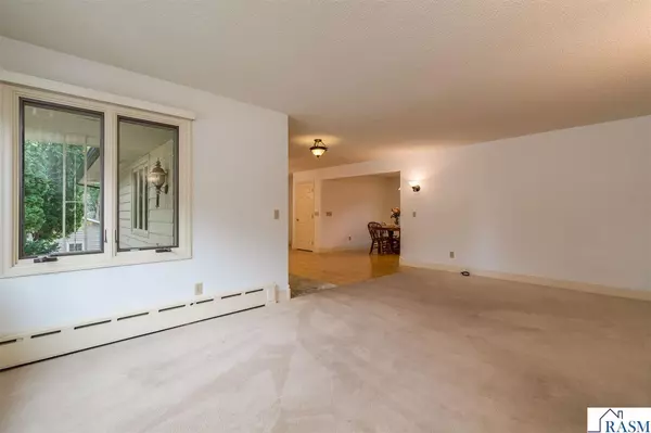 St. Peter, MN 56082,818 W Evenson Street