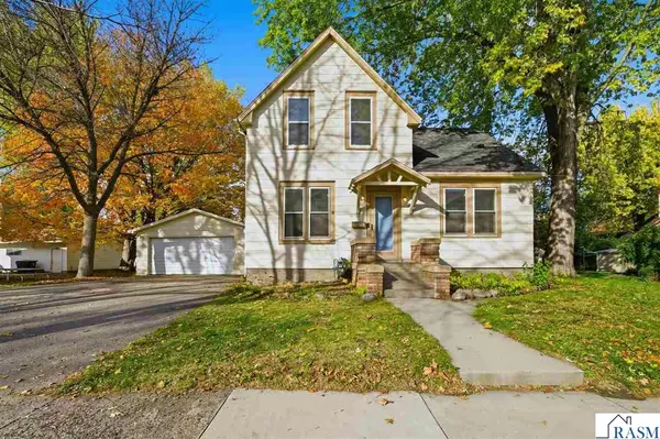 536 Garfield Avenue, North Mankato, MN 56003