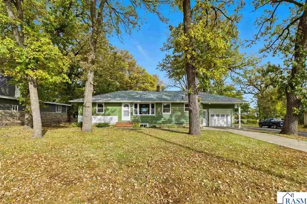 112 Lincoln Avenue, Gaylord, MN 55334
