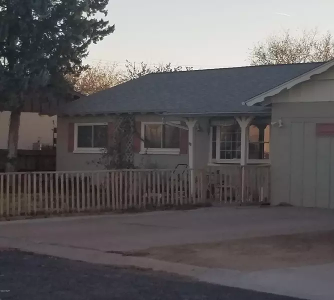 165 Yuma DR, Winslow, AZ 86047