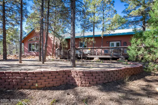 2037 Ponderosa TRL, Overgaard, AZ 85933