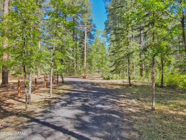 001D S Pinelake RD, Pinetop, AZ 85935