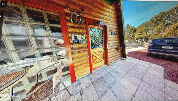 3331 Rim Lakes DR, Overgaard, AZ 85933