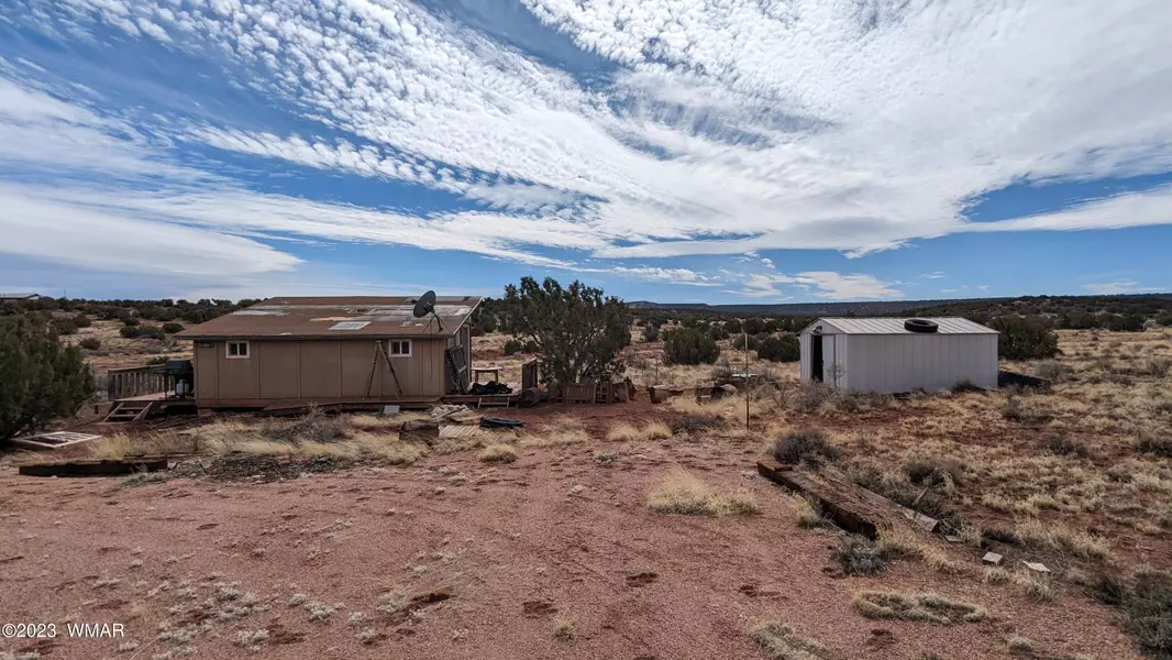 8596 North, Concho, AZ 85924