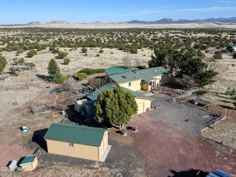 18 COUNTY ROAD N3446, Concho, AZ 85924