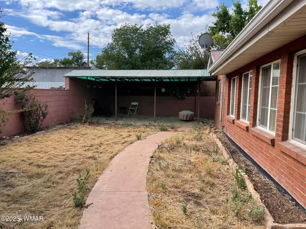 Springerville, AZ 85938,106 S Hopi ST