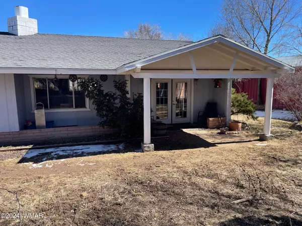 756 S Voigt ST, Springerville, AZ 85938