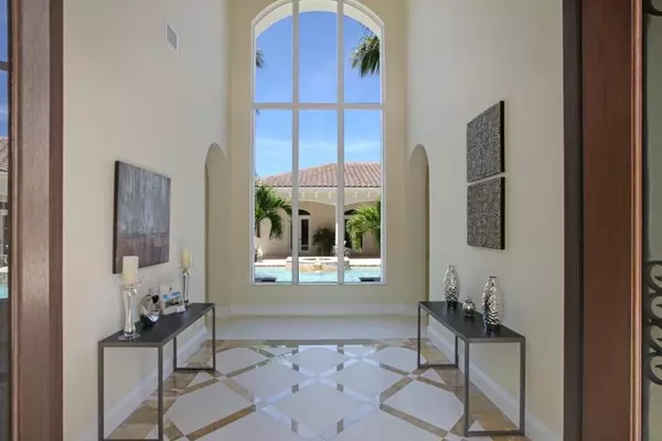 Palm Beach Gardens, FL 33410,689 Hermitage CIR